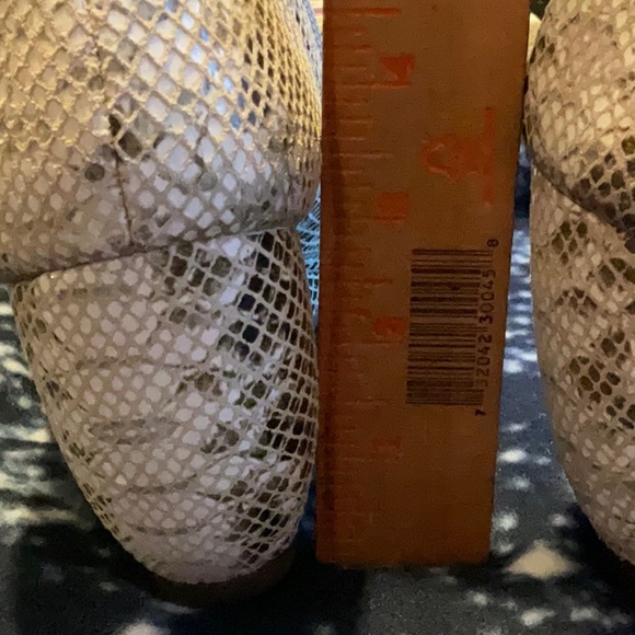 Naughty Monkey Kuda Multi Color Snake Print Leather Wedge Bootie Size 9.5, NIB - Picture 8 of 16